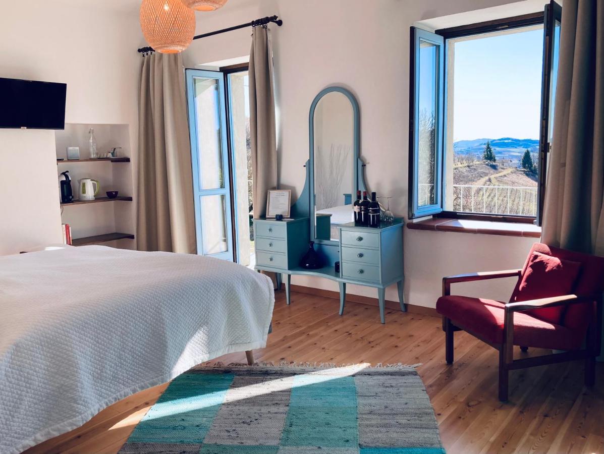 망고 Casa Langa Di Lola B&B 외부 사진
